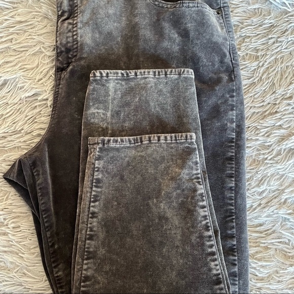 Lucky Brand Emma jegging velvet Grey Pants Size 20 - Picture 11 of 11